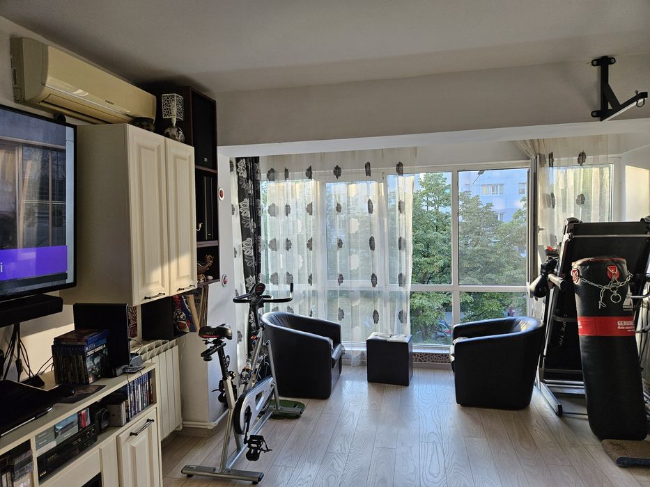 Sos.Buzaului,Ap.2 cam,70 m2, 2005+boxa