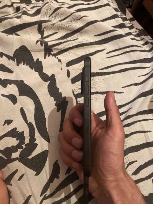 Продам 15 про iphone pro