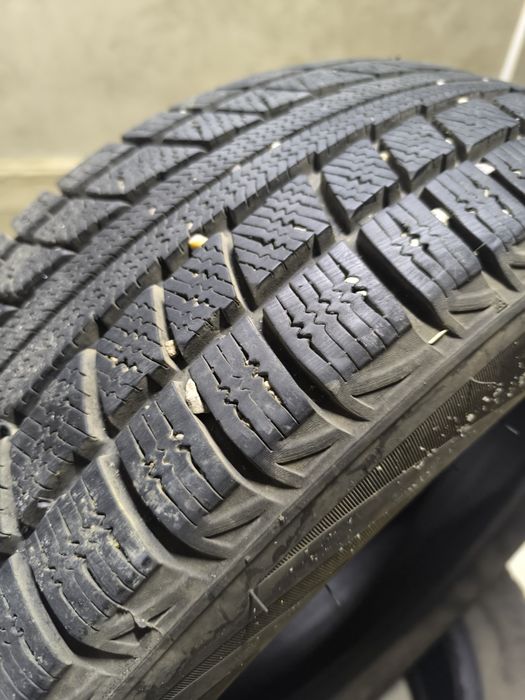 Triangle 2шт всесезонка