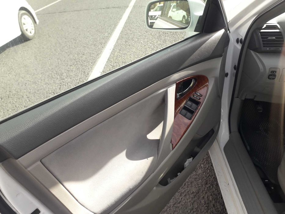 Автомобиль тайота камри 40