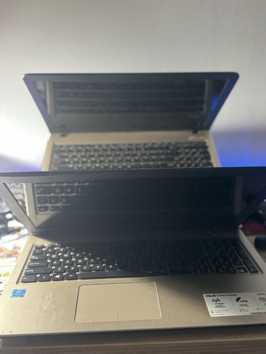 Laptopuri Asus