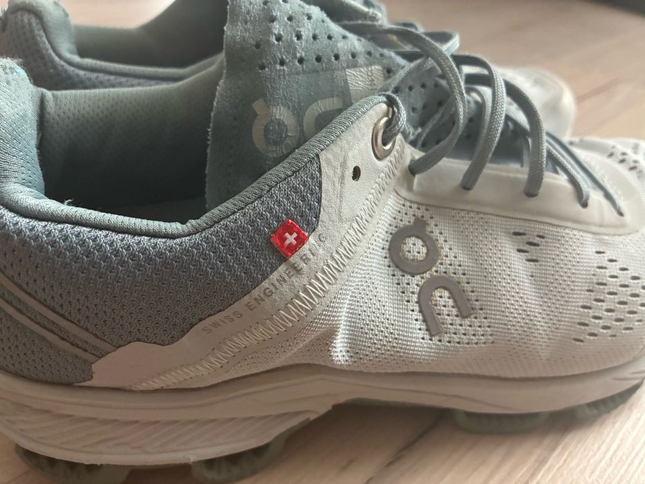 Adidași sport On Running (Swiss Engineering) – Mărimea 38.5