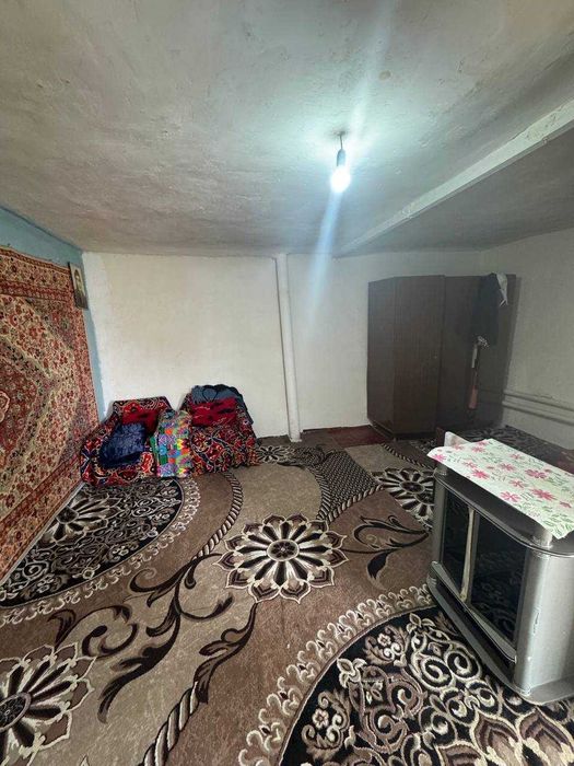 Продам дом махалля А.Тимура 1,5соток 6комнат угловая