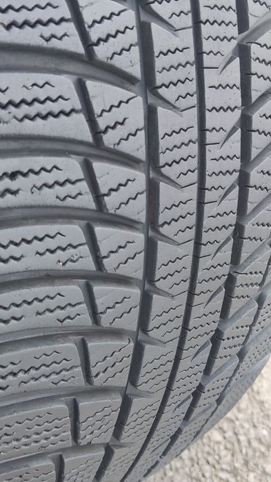 4бр. зимни гуми 235/40/18 Bridgestone Blizzak
