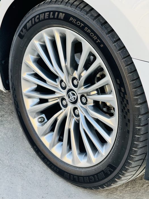 Toyota Avalon Limited