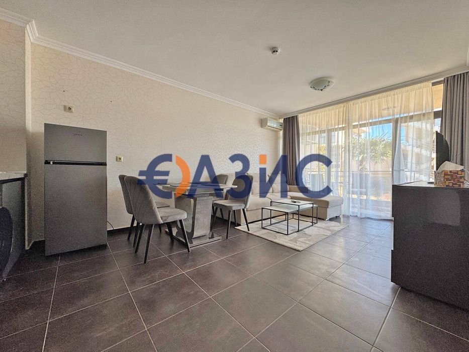Продава се Двустаен апартамент в Свети Влас - 67 кв.м за 1409 €/кв.м - Снимка #8