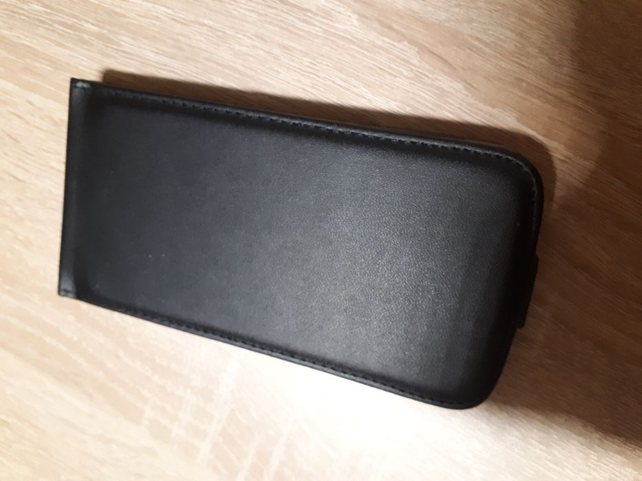 Черен кожен калъф за Samsung A 3 2016. 5 лв