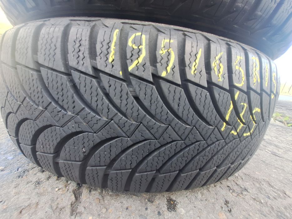 2 anvelope iarna 195/65r15 Nexen  2019 Montaj Gratuit