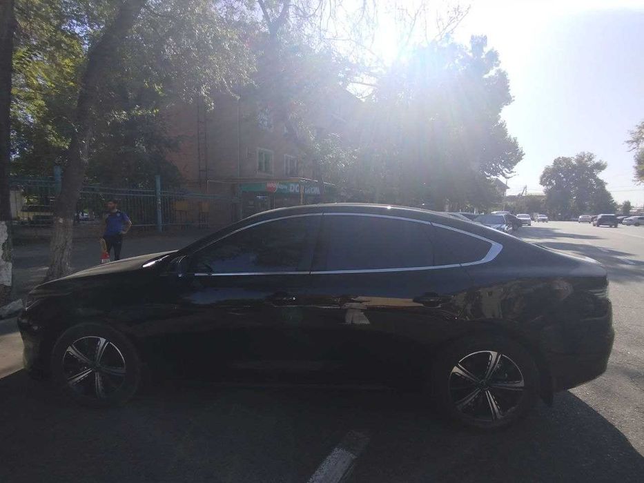 Byd Chazor 3-pozitsiya