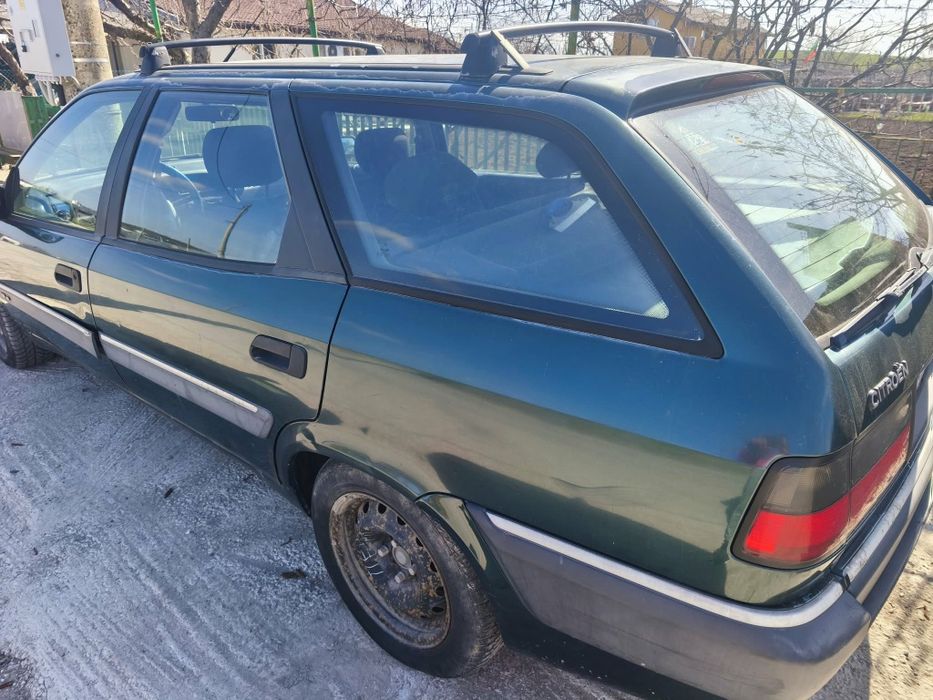 Автомобил Ситроен Ксантия