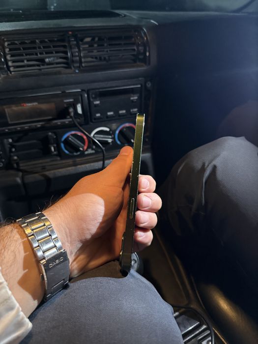 Iphone13/128/77без ремонта каробка всё есть цена 140