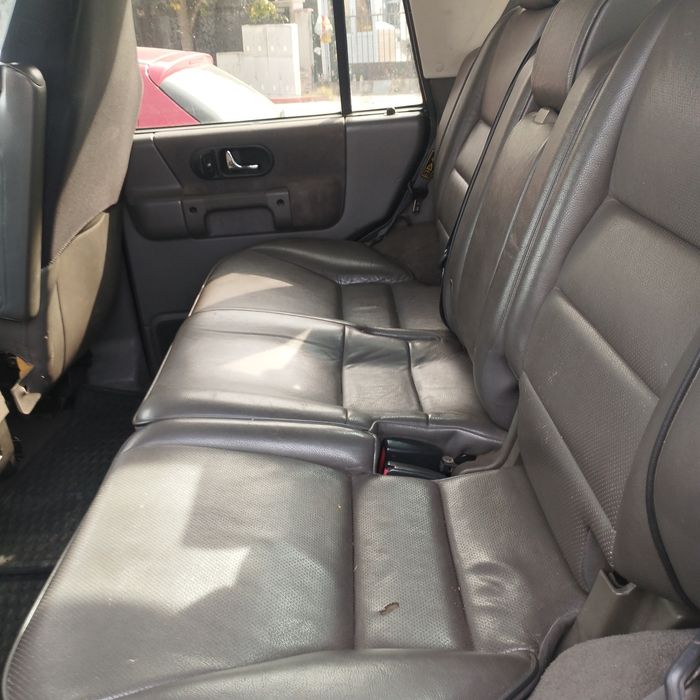 Land rover discovery 2