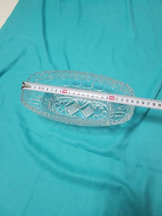 Продаются хрустальные вазы