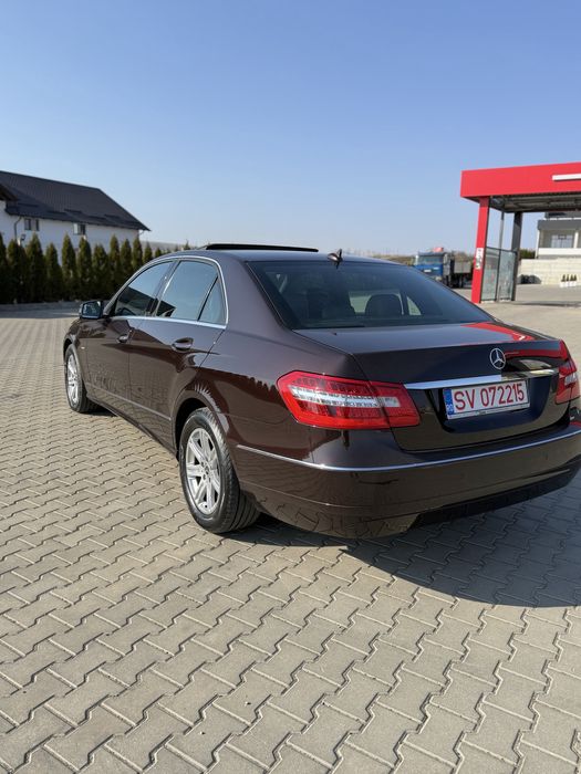 Mercedes-Benz E220- Avantgarde/ IMPECABIL/ Automat/ILS/Piele/Limuzină/