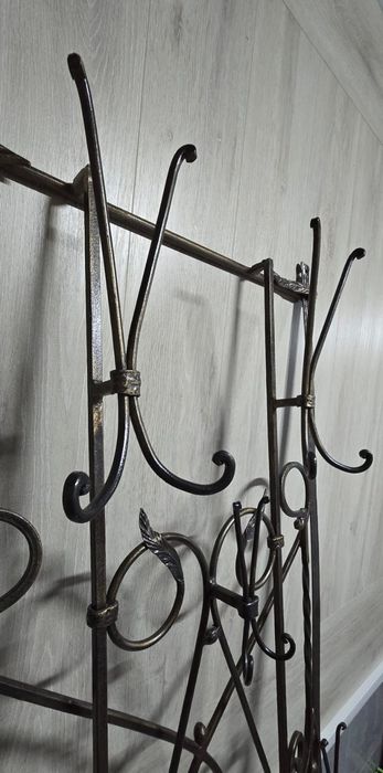 Кованая вешалка,полка и зеркало