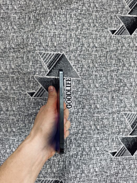 Продается 12 про макс