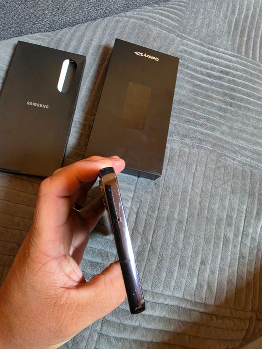Vand telefon samsung s23 +