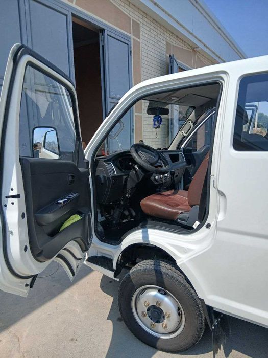 Changan porter Sotriladi