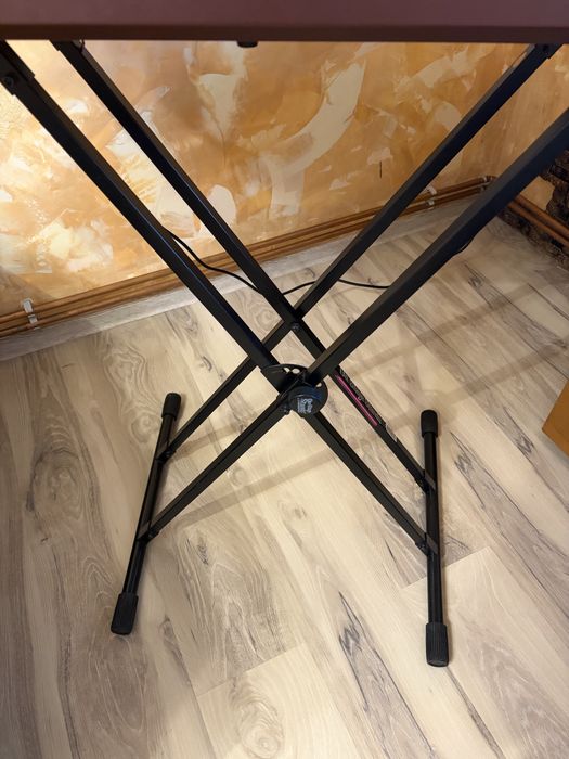 Korg pa4x+stativ+boxa pentru orga+husa!