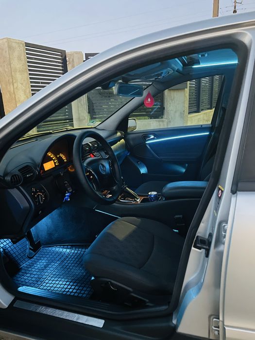 Vand Mercesdes c 200