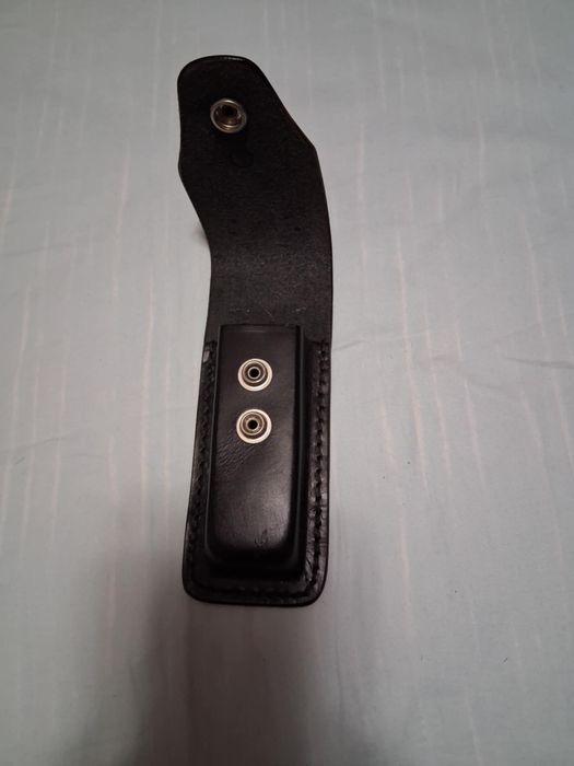 Кобур за пистолет Holster Vega 1P00 + пълнител
