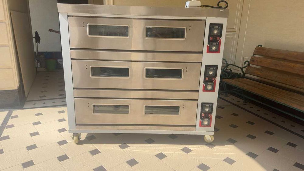 Профессиональная пекарская электрическая печь HTD-90 (3-х ярусная)