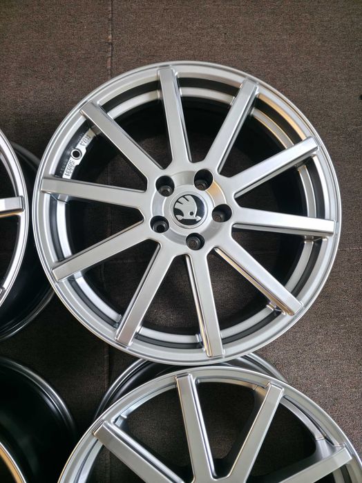 4 Jante Aliaj 5x112 18'' 8J ET 35 57.1 - Dedicate VW Tiguan Passat Golf T-Roc Touran Sharan / Skoda Octavia Superb Yeti Kodiaq Karoq JANTE NOI !