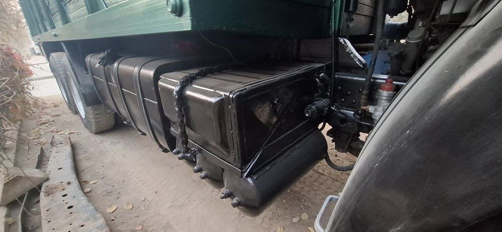 Kamaz Sotiladi yili 1985