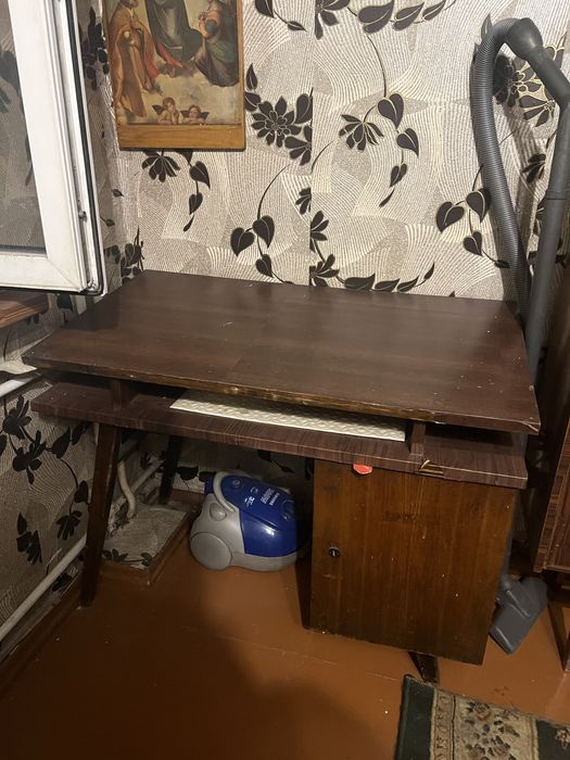 Отдам стол советский