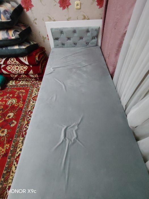 Продам красивую кровать