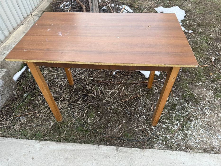 Отдадим стол бесплатно