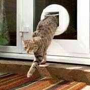 Чисто нова смарт WiFi врата за котки с микрочип SureFlap Cat Flap Connect (DualScan)
