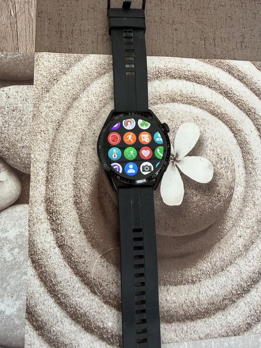 Продавам часовник HUAWEI GT-3