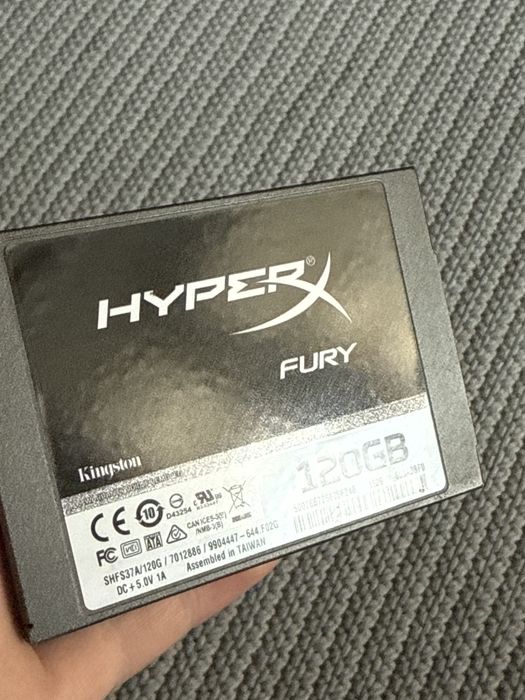 SSD память 120гб HyperX
