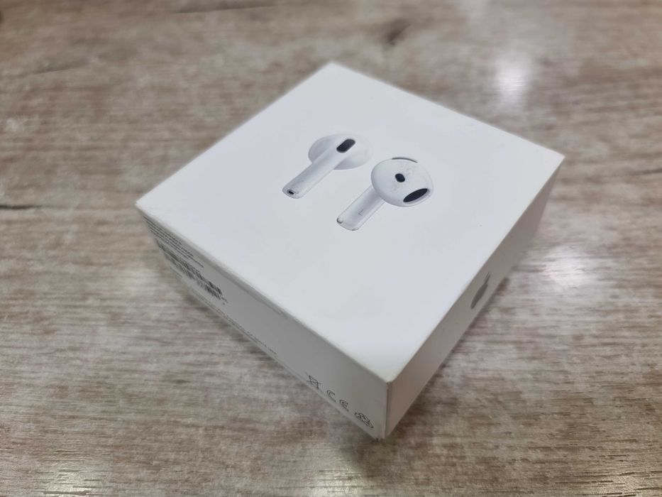 Apple AirPods 4 с гаранция 24 месеца