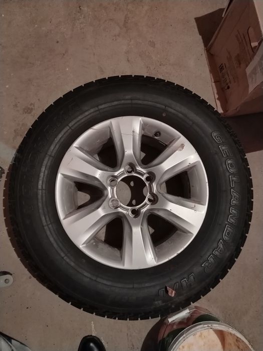 Прадо 150  новая покрышка с диском