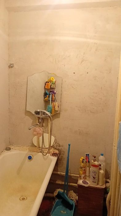 Продаётся 2х комнатная квартира