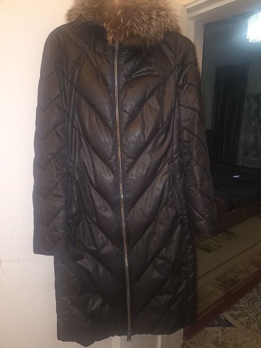 Пуховик женский.