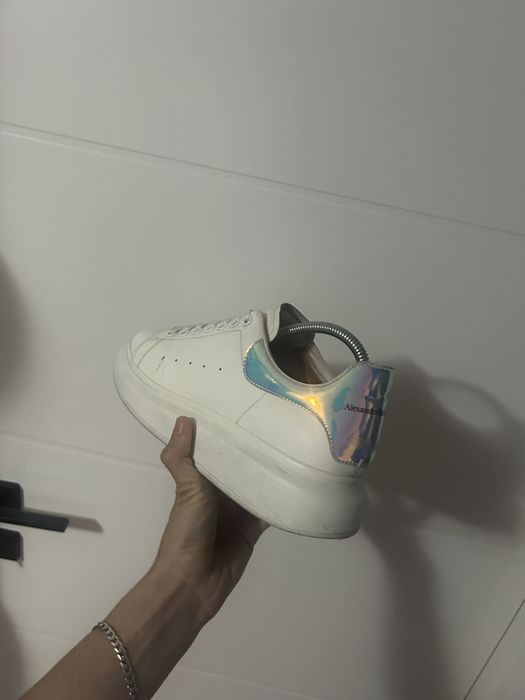 Alexander Mcqueen