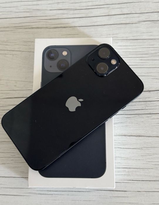 iPhone 13 - 128GB