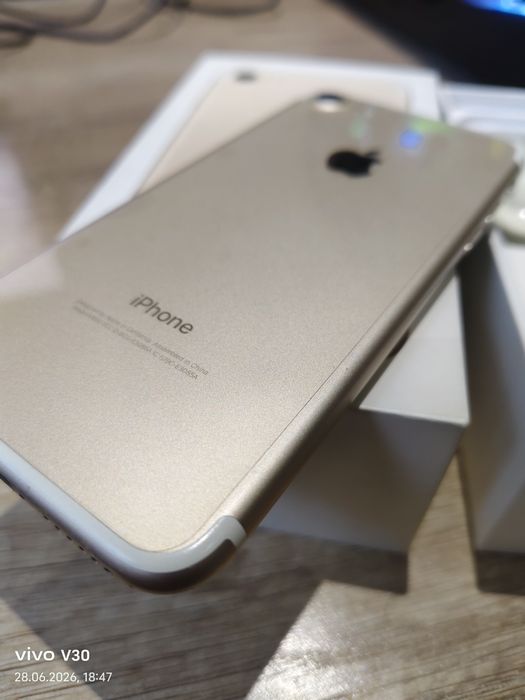 iPhone 7 32Gb Gold полный комплект