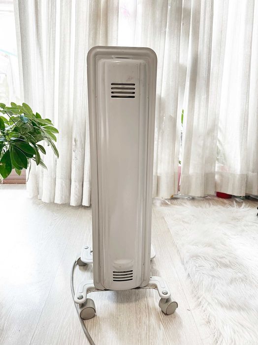 Маслен радиатор DeLonghi