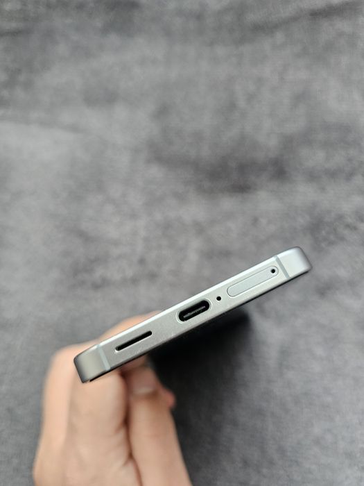 Samsung Galaxy s25 256gb impecabil