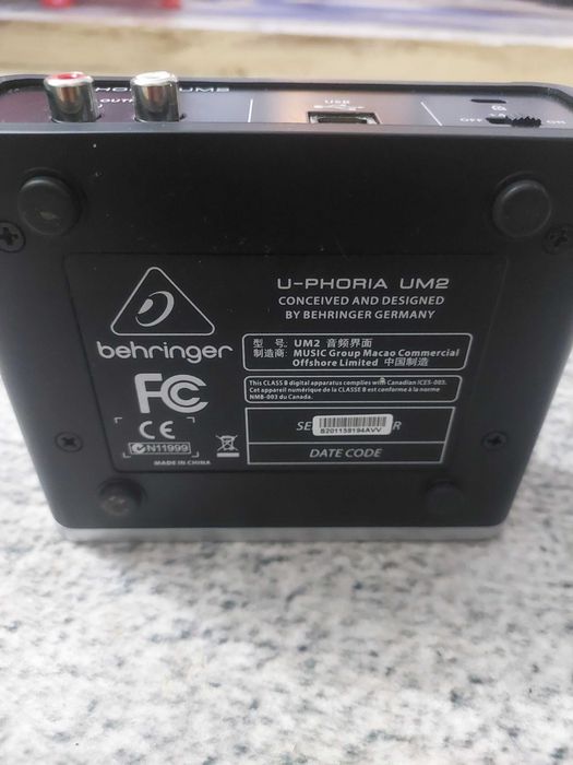 Interfață audio behringer UM2