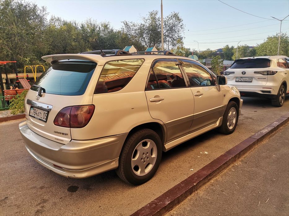 Toyota harrier 1998 mcu15