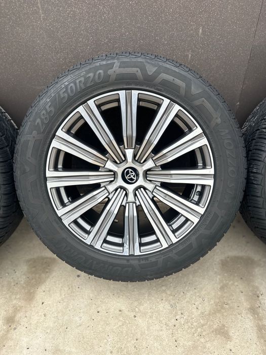 Продам баллоны с дисками от LAND CRUISER PRADO