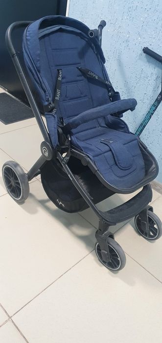 Продам коляску 2 в 1