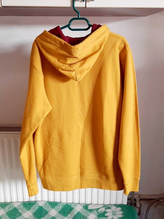 hanorac nou / apparel division