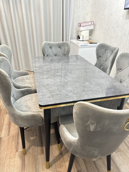 Продам стол со стульями