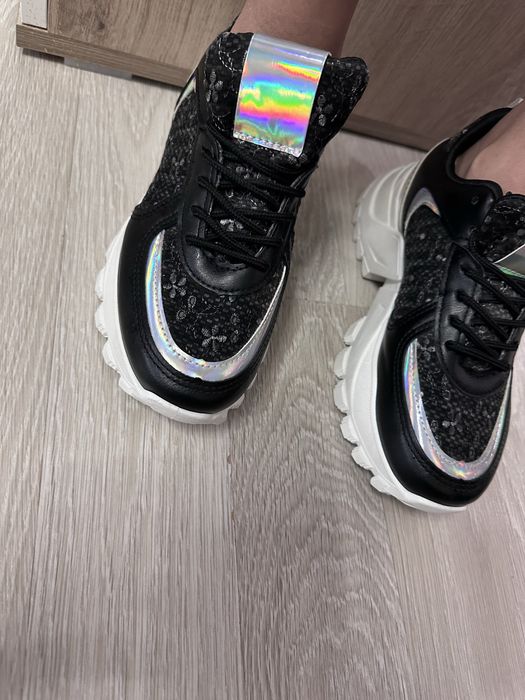 Женси обувки леко високи